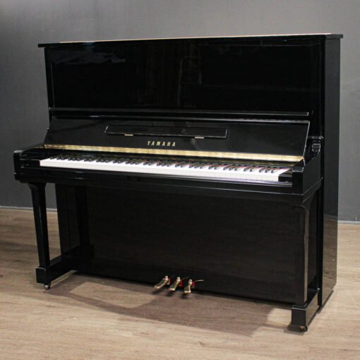 Piano droit Yamaha 'Super U3' (U30BL) 52'' Prime